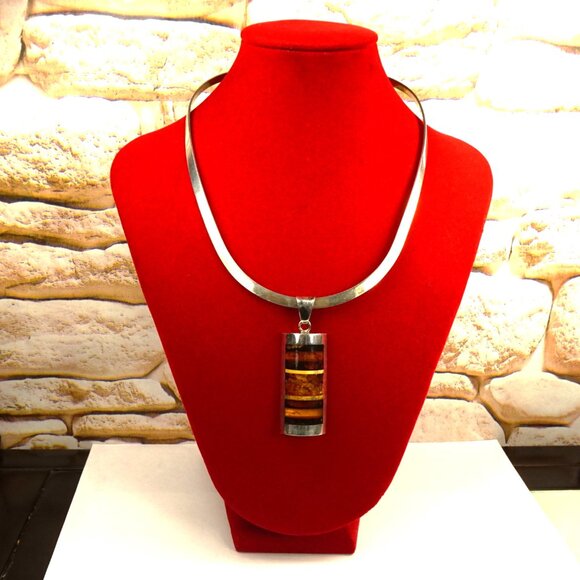 HUGE MULTI Amber PENDANT Set In 925 Silver and Placed On 925 Wide Omega Wire - Picture 5 of 11